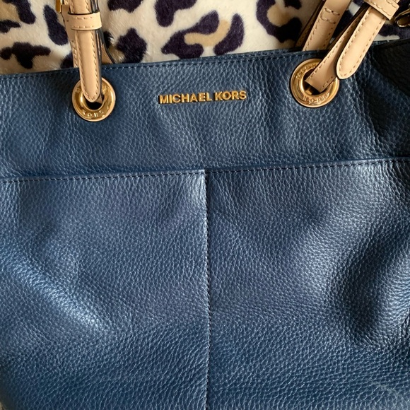 Michael Kors Bag - Picture 2 of 5